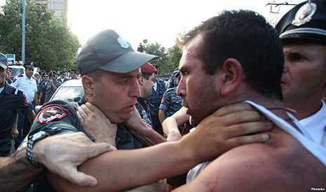 Large-scale anti-government protests broke up in Armenia - PHOTOS